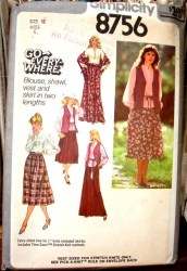 8756 SIMPLICITY 1978 PULLOVER BLOUSE, SHAWL, VEST, SKIRT 2 LENGTHS PATTERN 14 UNCUT